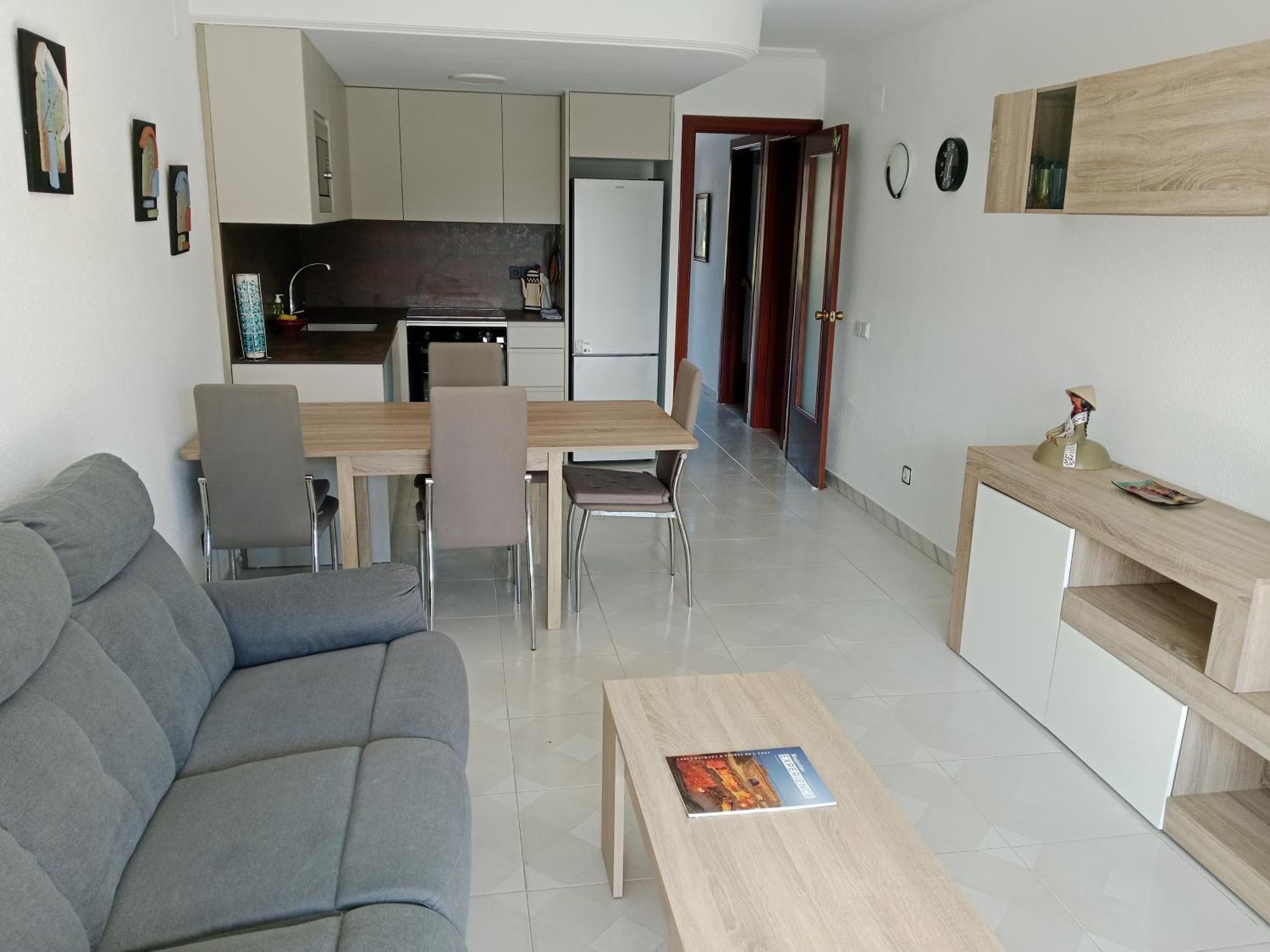 Cozzy Flat In A Quiet And Nice Area / Acogedor Apartamento En Zona Tranquila Y Agradable กัมบริลส์ ภายนอก รูปภาพ